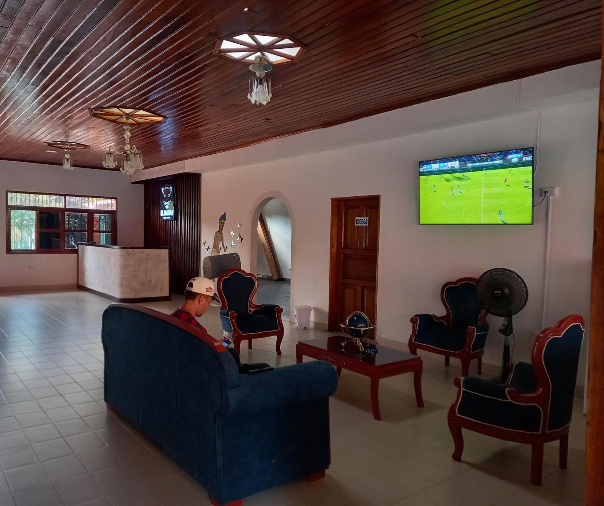 El Jaguar Casa Hotel Летисия Екстериор снимка